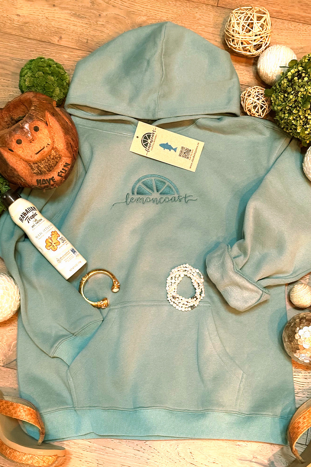 🌿 The Seafoam Surf Hoodie – Lemon Coast™ Embroidered Surf Hoodie (Seafoam Green)